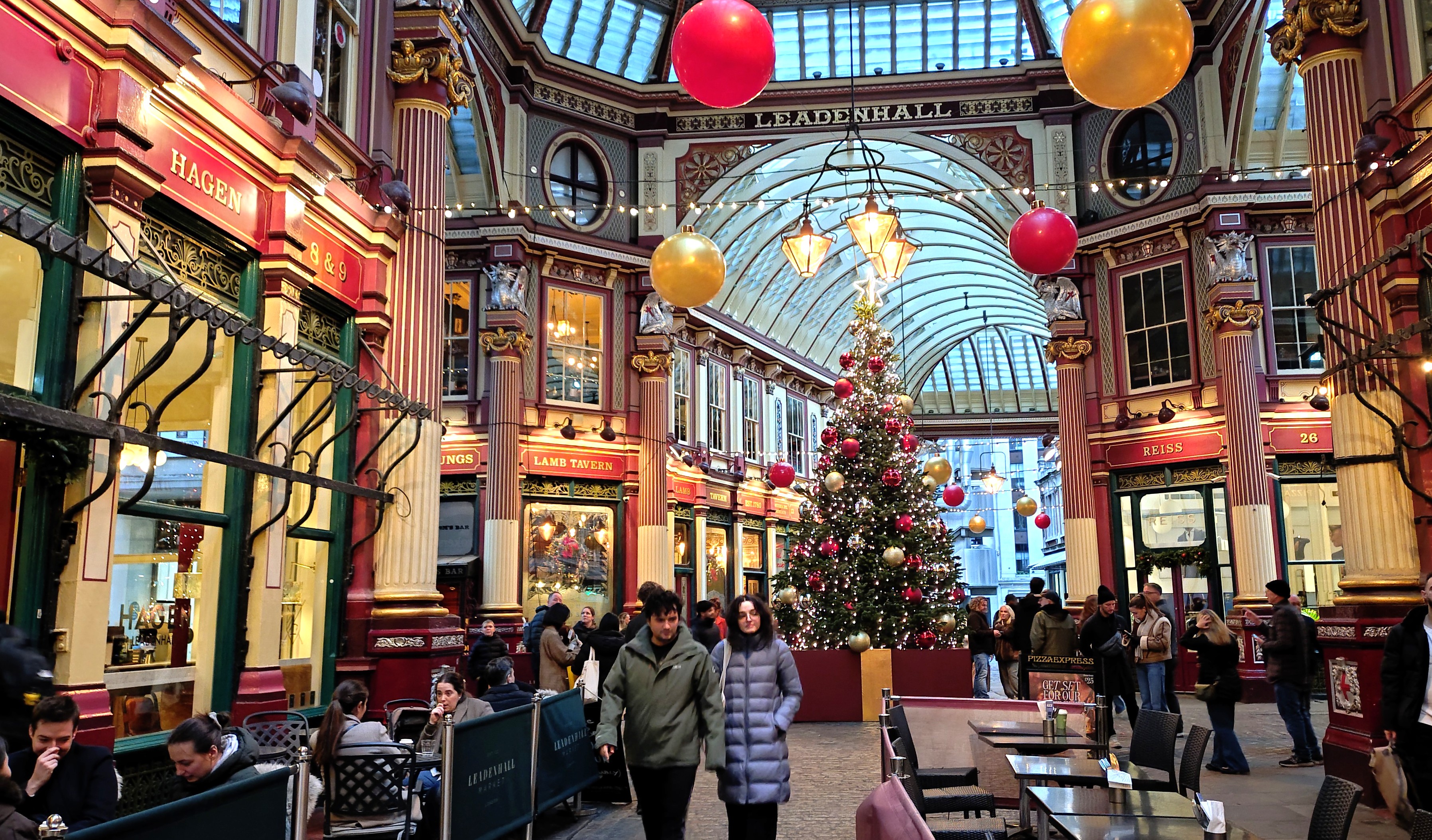 Christmas Walk in the Historic City of London