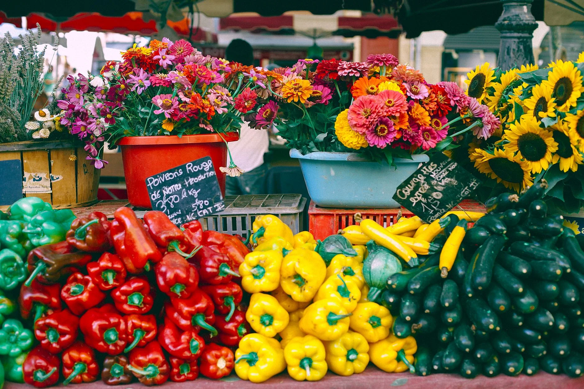Coosan Farmers Market at The Lough Ree Inn