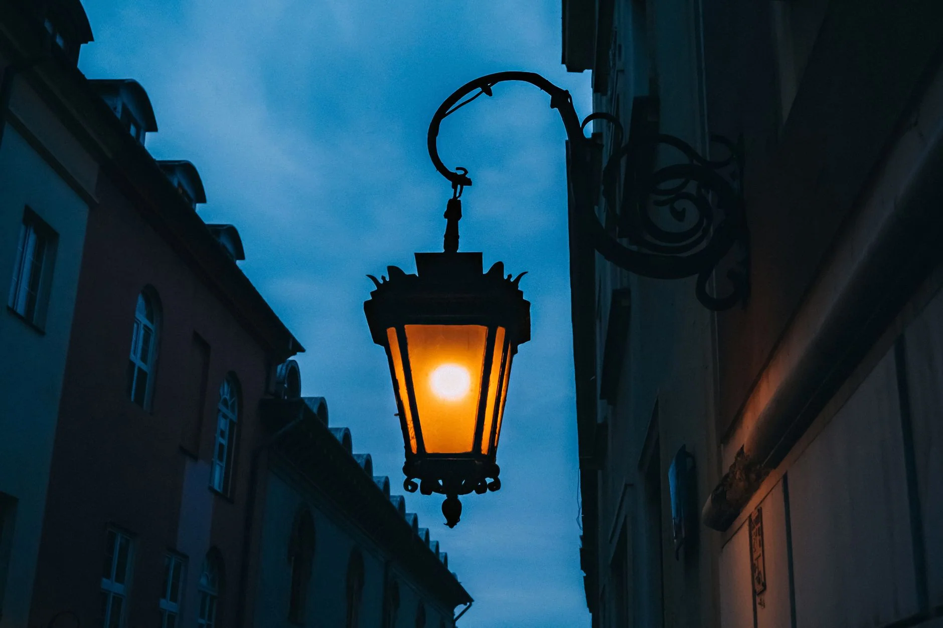 Oxford Official Ghost Tour at 23-25 Broad Street