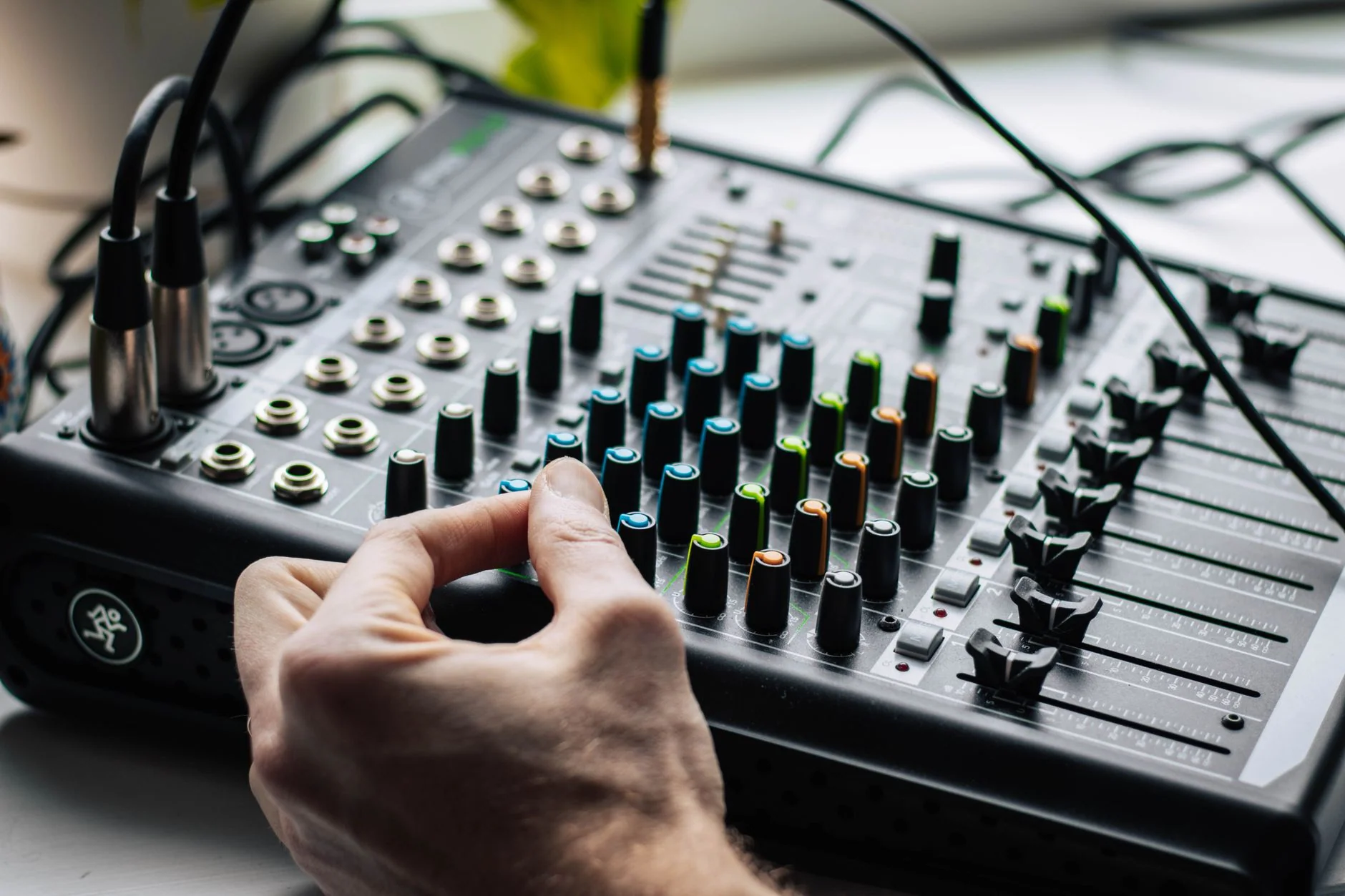 Sandwell Singles Video Mixer for 20s & 30s with a Host at 14 Hillview Cl