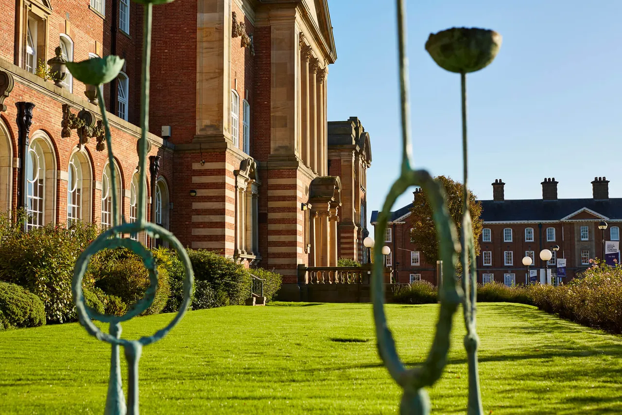 Leeds Beckett University photo 1