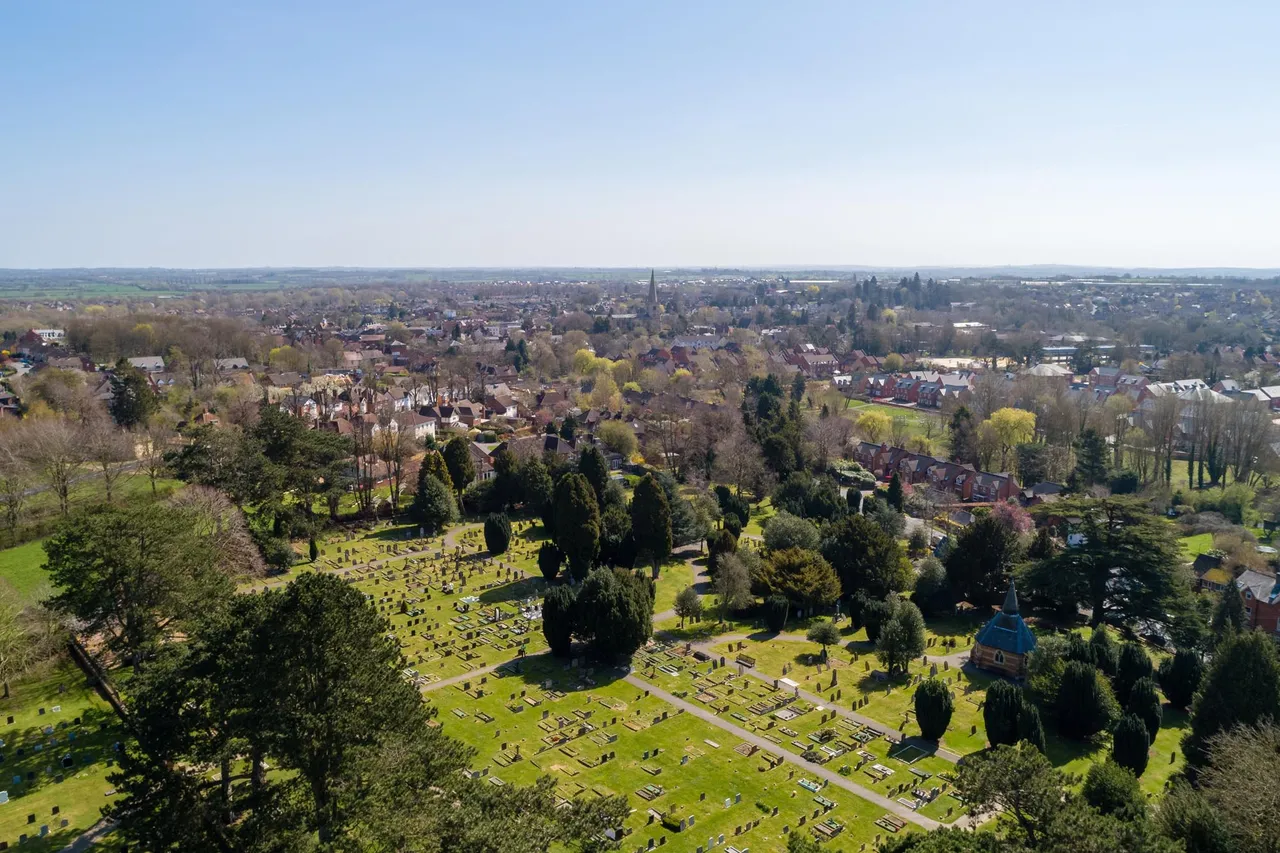Brackley Road Cemetery photo 1