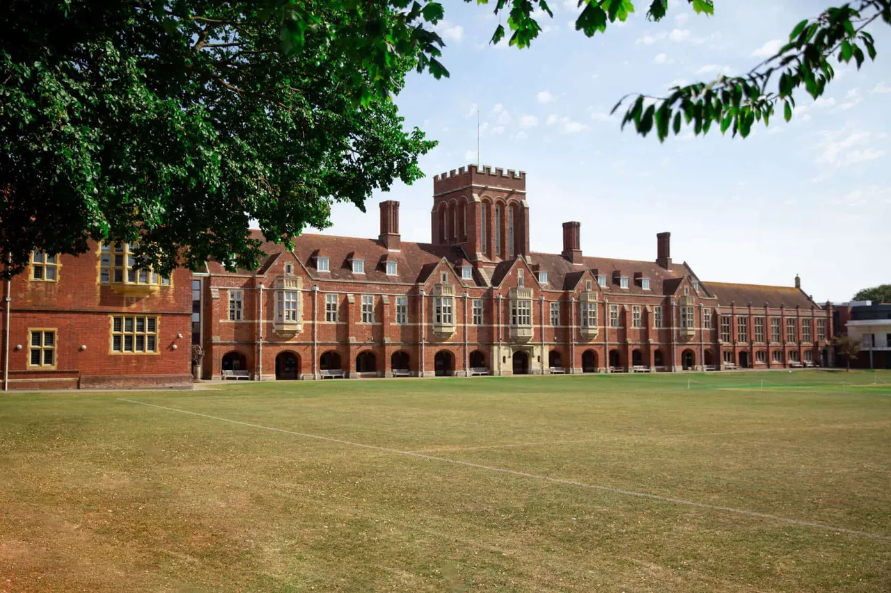 Eastbourne College photo 1