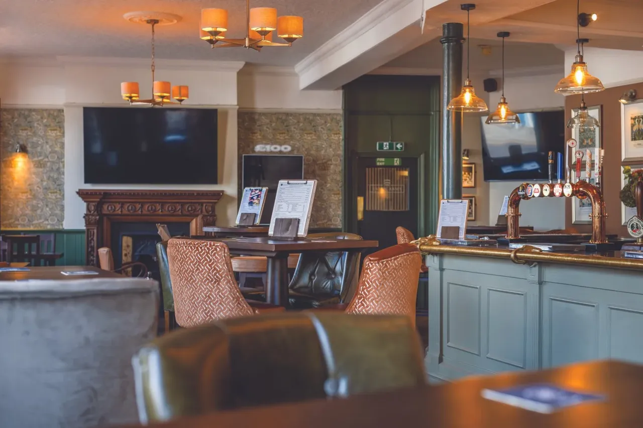 The Essex Arms photo 1