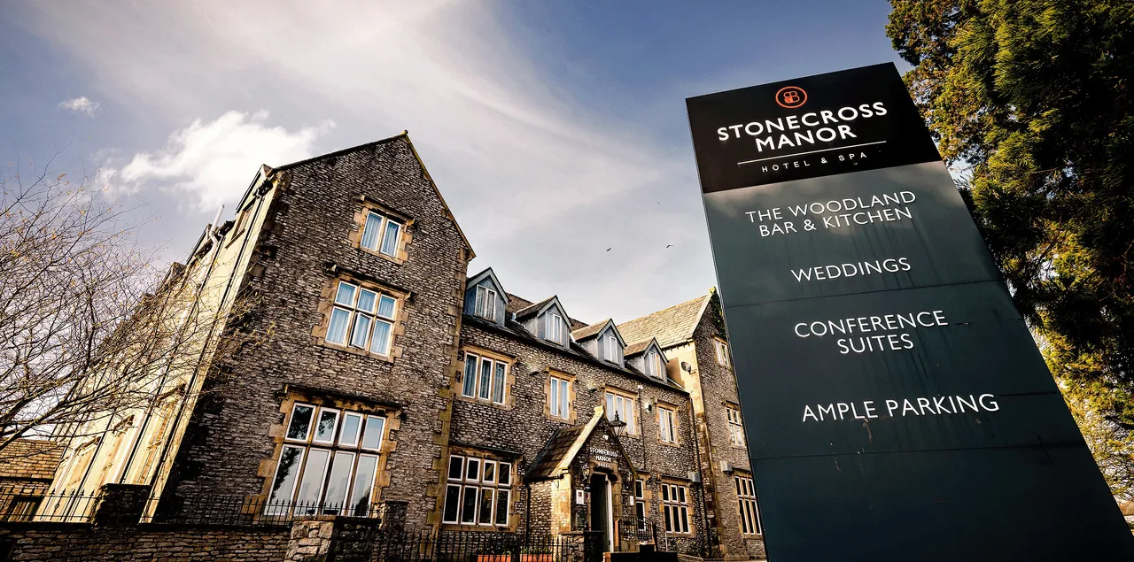 Stonecross Manor Hotel photo 1