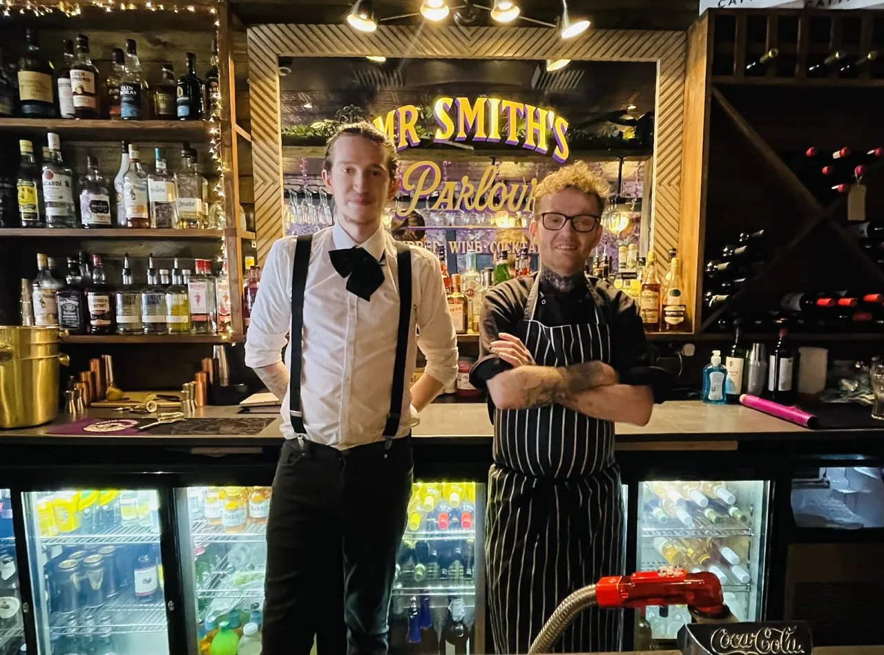Mr Smith's Parlour photo 1