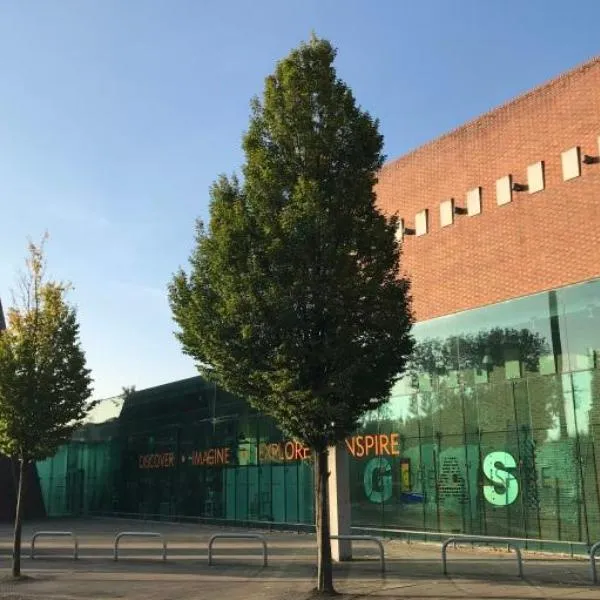 St Helens Library photo 1
