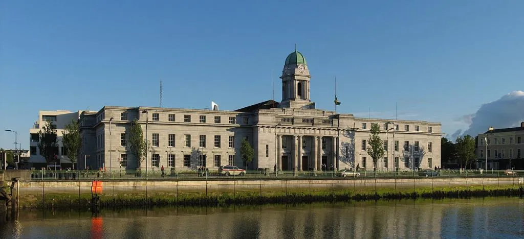 Cork City Hall photo 1
