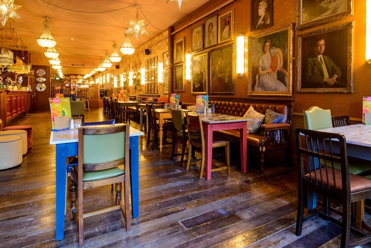 Sorrento Lounge photo 1