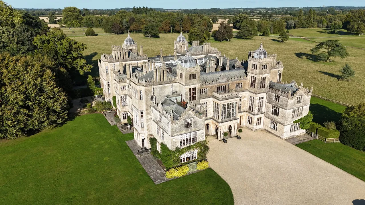 Charlton Park Estate, Malmesbury photo 1