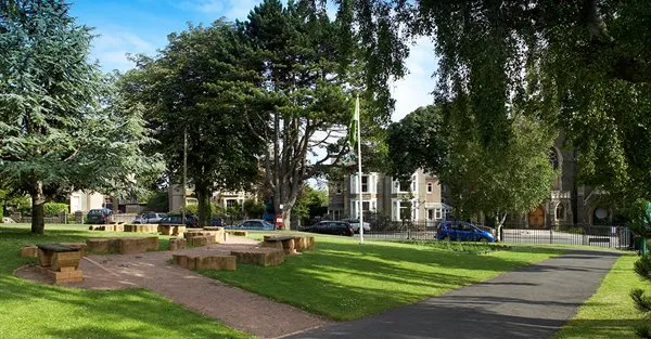 Belle Vue Park Pavilion photo 1