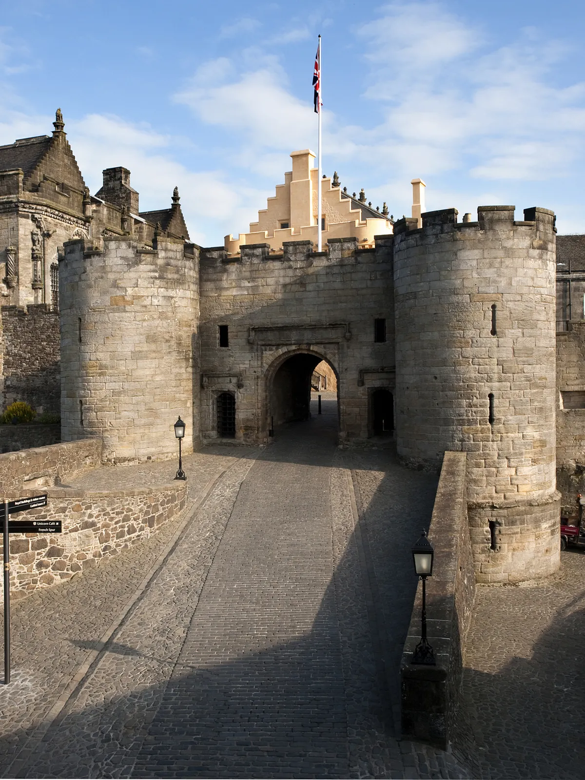 Castle Wynd photo 1