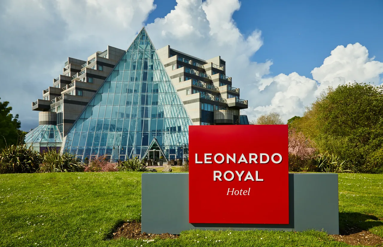 Leonardo Royal photo 1