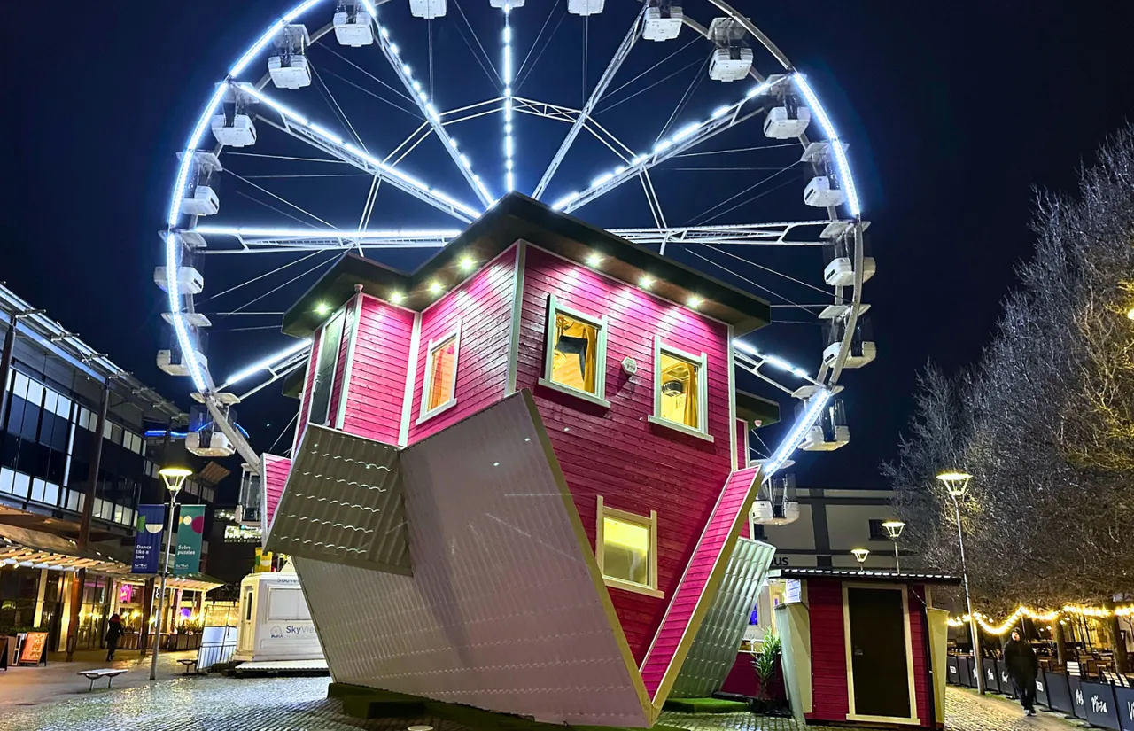 Upside Down House - Brighton photo 1