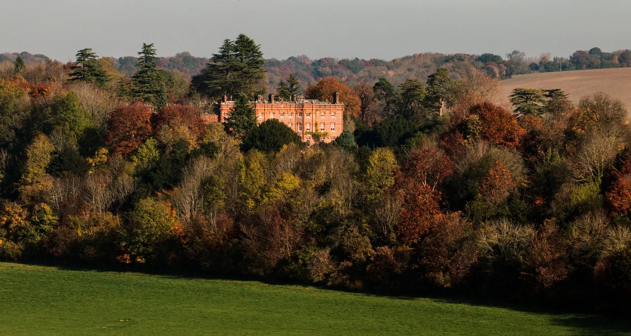 Hughenden photo 1