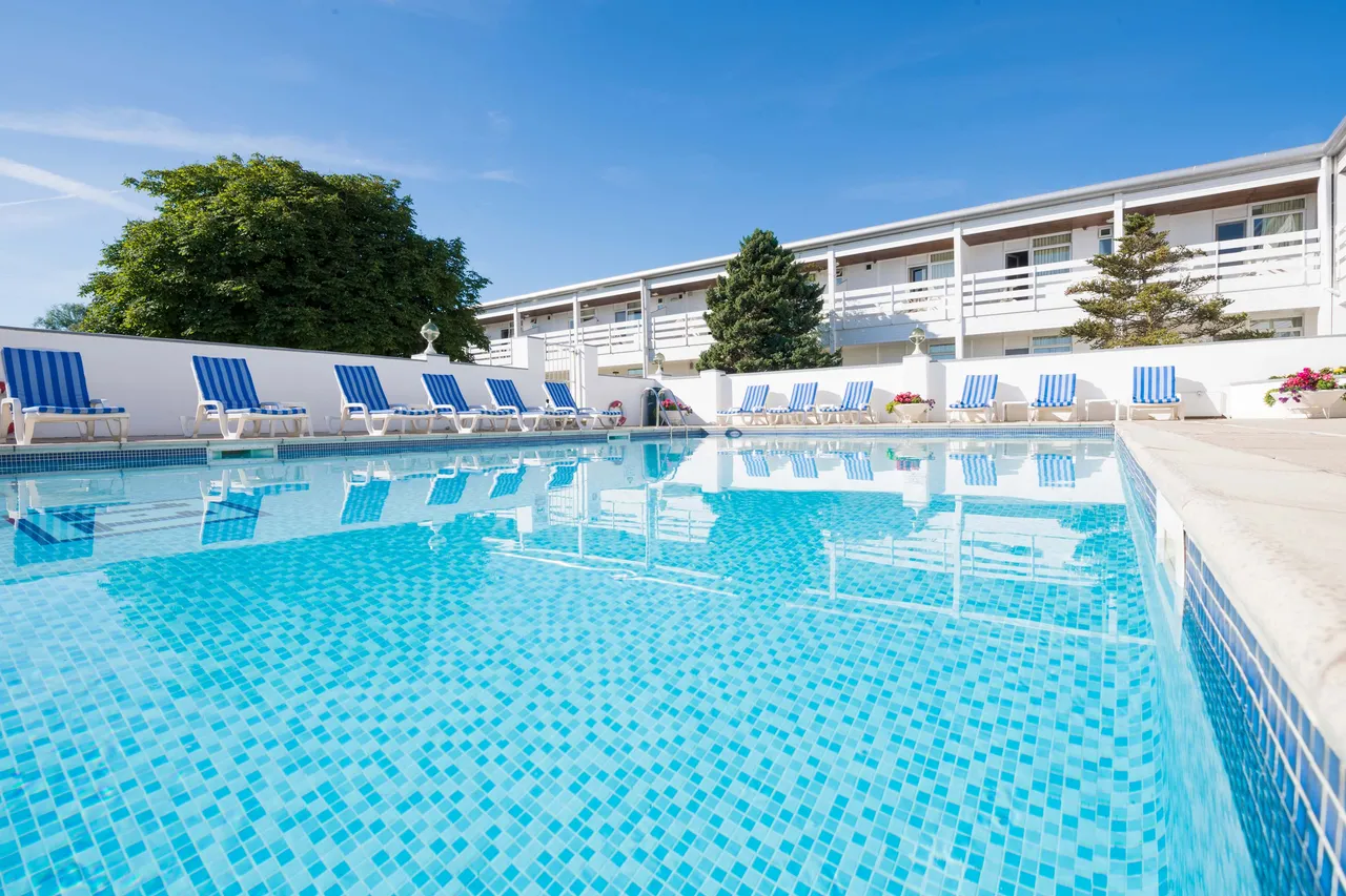 The Barnstaple Hotel photo 1