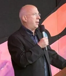 Ken Bruce