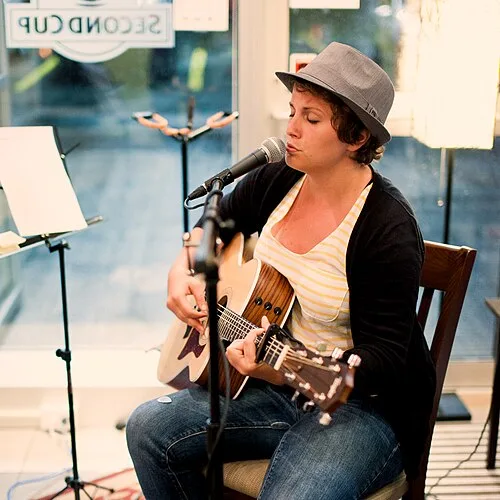 Kellie Loder @ Green Note at Green Note