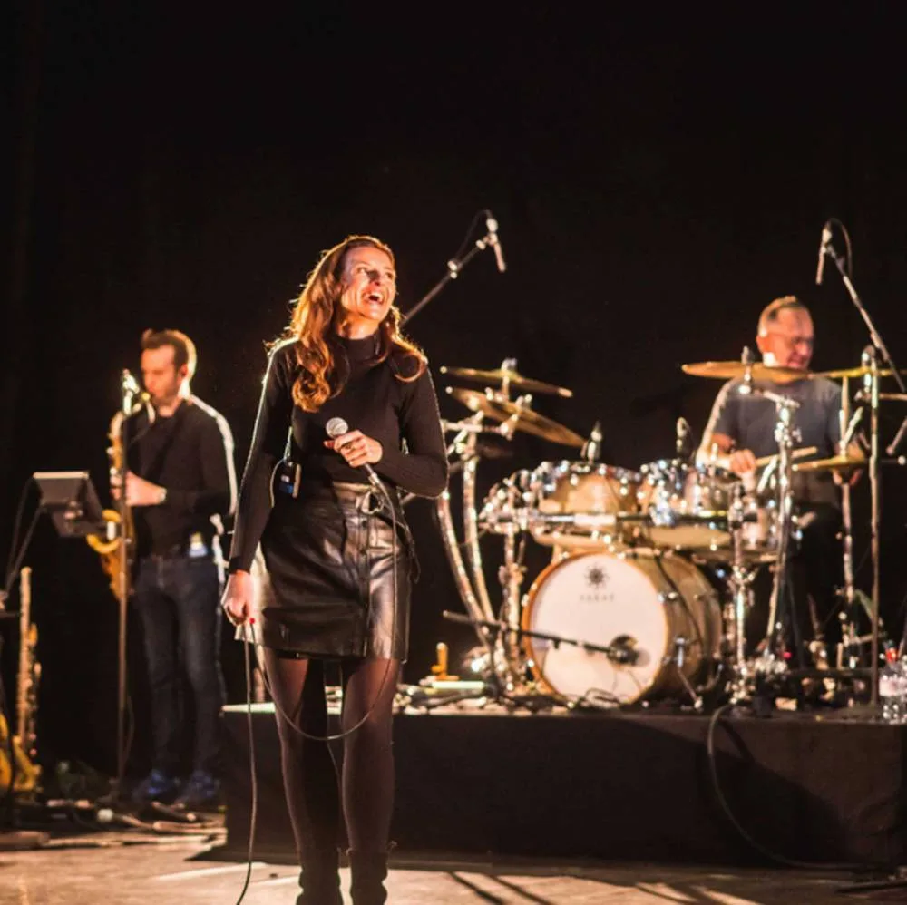 Tribute to The Carpenters at Athena
