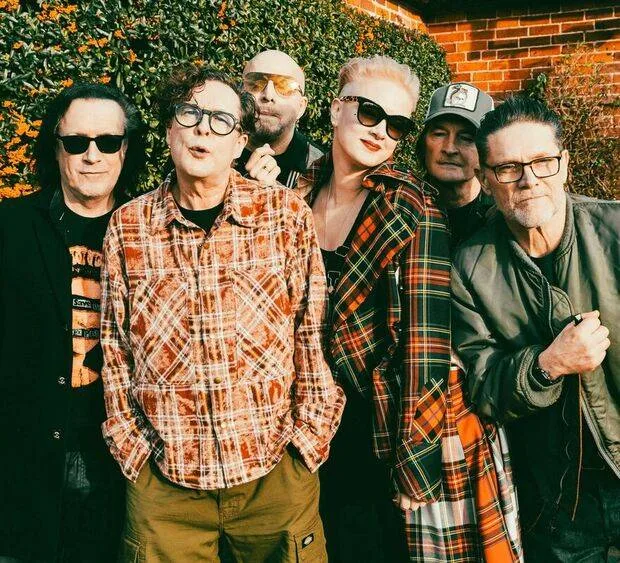 The Wonder Stuff & Inspiral Carpets
