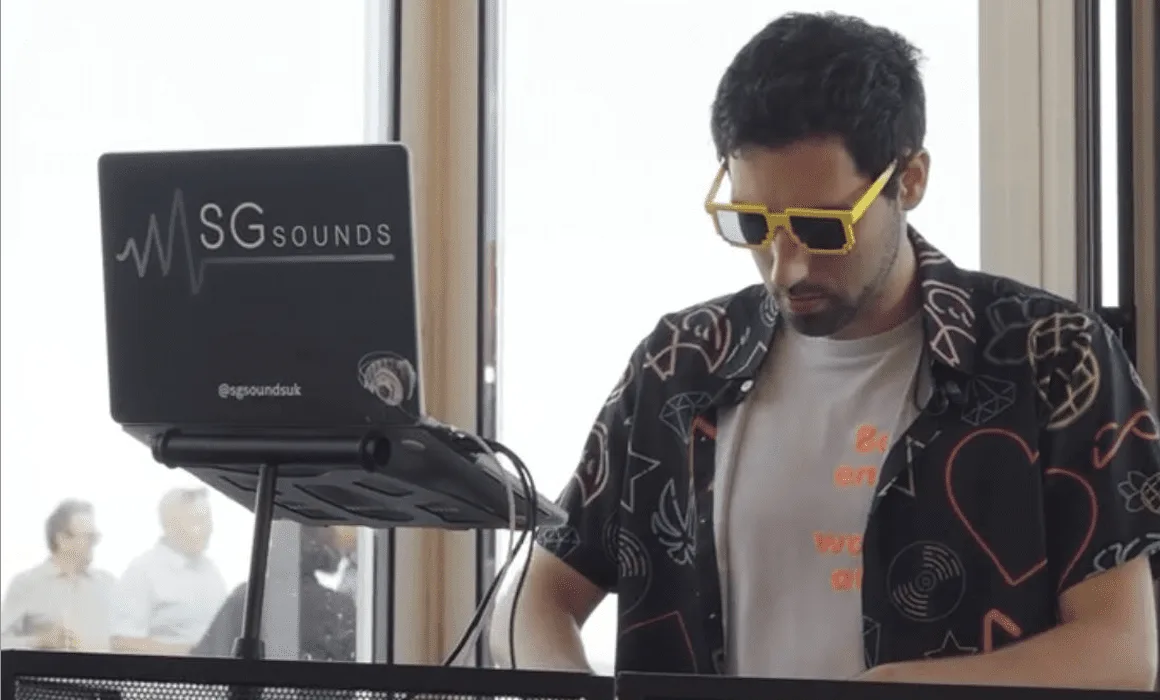 Free live music with SG Sounds at Cliffhanger Restaurant