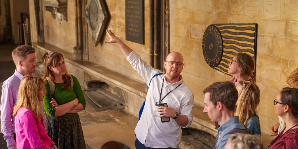 Tour: Memorials and memory at Westminster Abbey