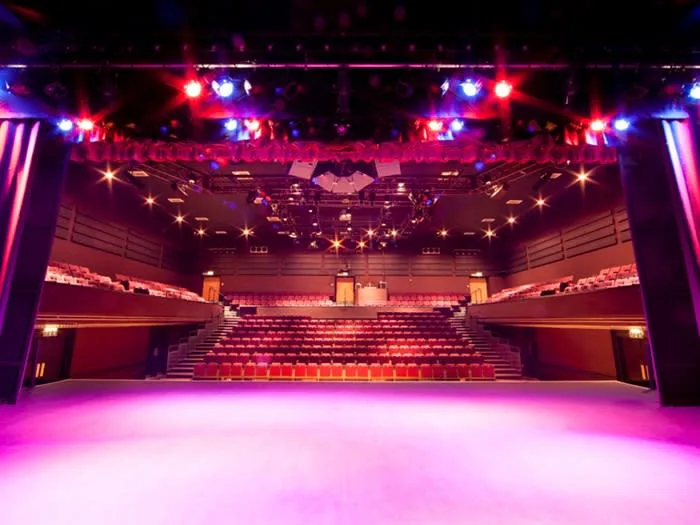 Carl Hutchinson at Royal Spa Centre
