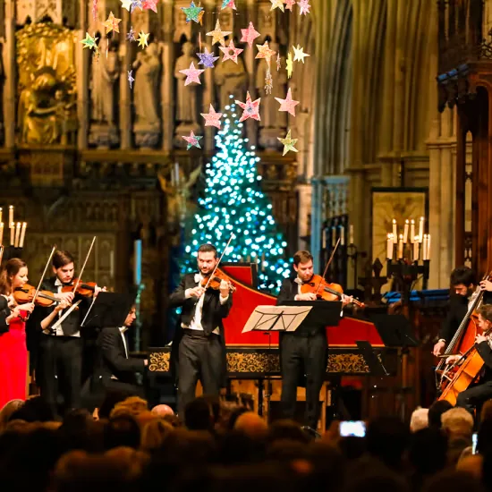 Viennese Christmas Spectacular by Candlelight at Paisley Abbey