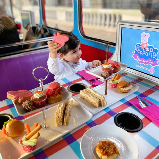 Peppa Pig Christmas Bus Tour at Temple Embankment Bus Stop N