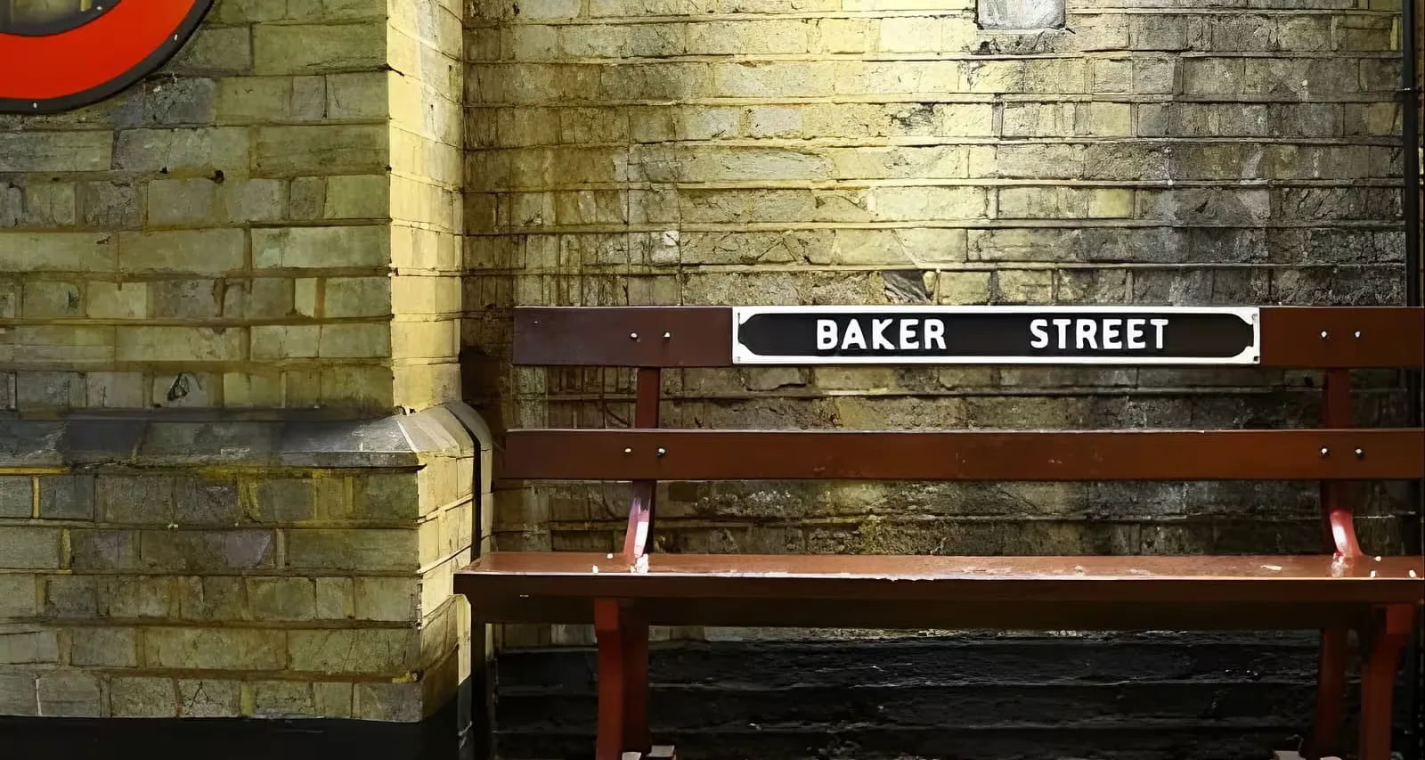 Secrets of the London Underground Small Group Walking Tour at Baker Street Underground Station