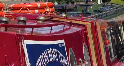Roast Dinner Cruise