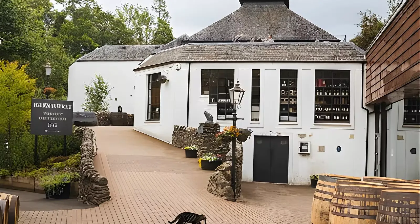 Southern Highlands Day Tour from Edinburgh with Optional Whisky Tour