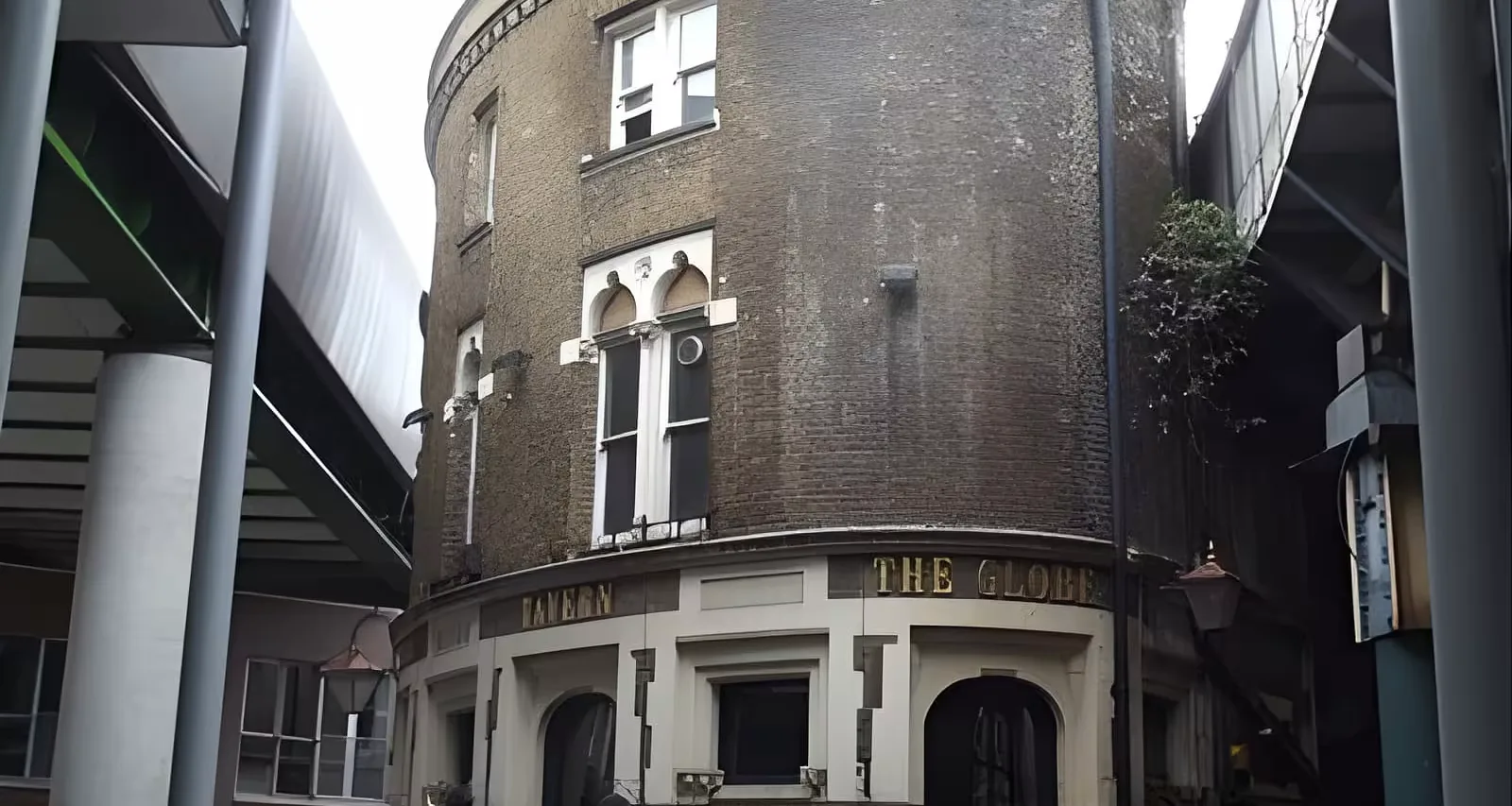 Movie Hot Spot Walking Tour of London