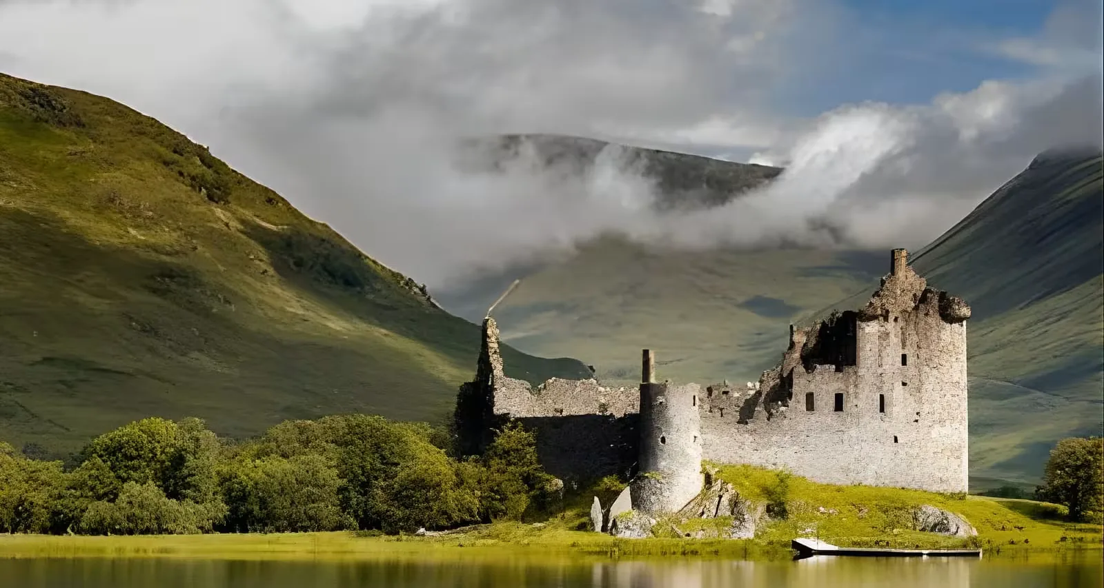 Standing Stones, Inveraray and Kilchurn Castles & Highland Tour starting Glasgow at Buchanan Bus Station Taxi Rank