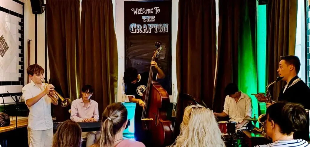Elia Do Mar and Ollie Tooley Quintet