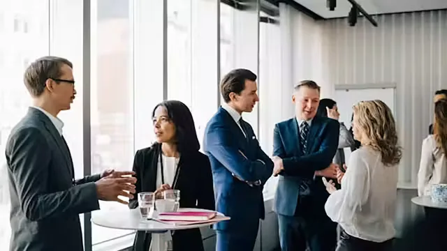 Business Networking in the City | Meet Investors & Entrepreneurs & Directors at The Refinery Citypoint