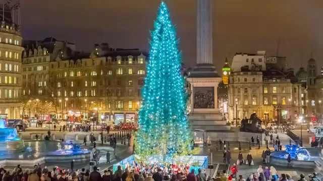 Carol Singing in Trafalgar Square