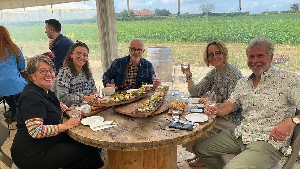 Summer Wine Tastings . Thursday & Saturday from April 2026