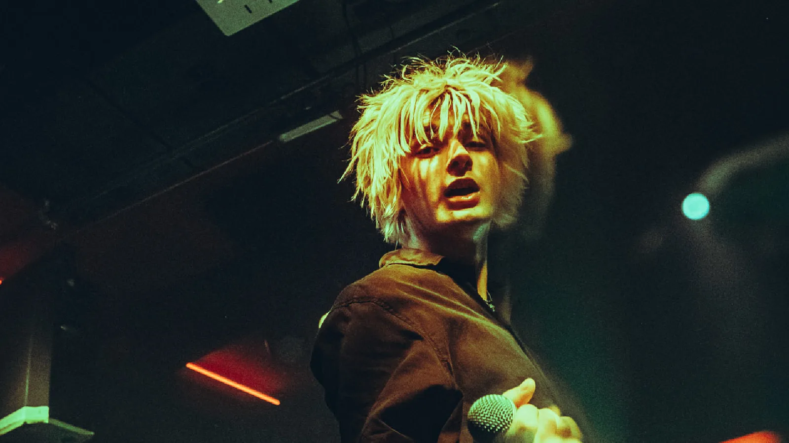 h3nce | Manchester, The Lodge at Deaf Institute