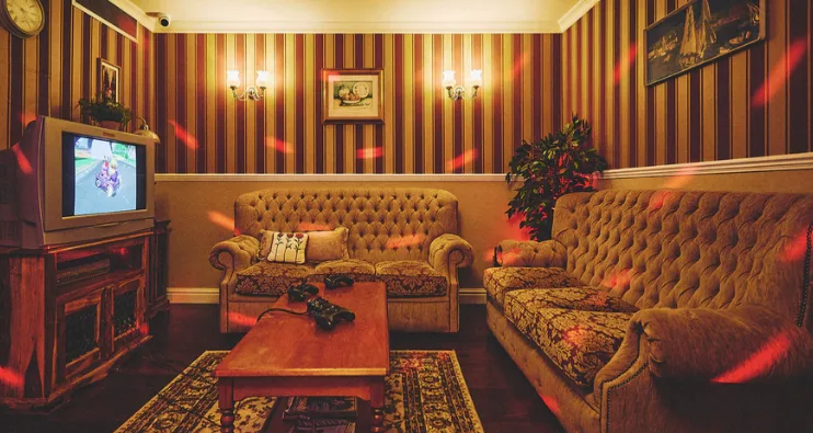 Anti Dating App Social - House Party - London
