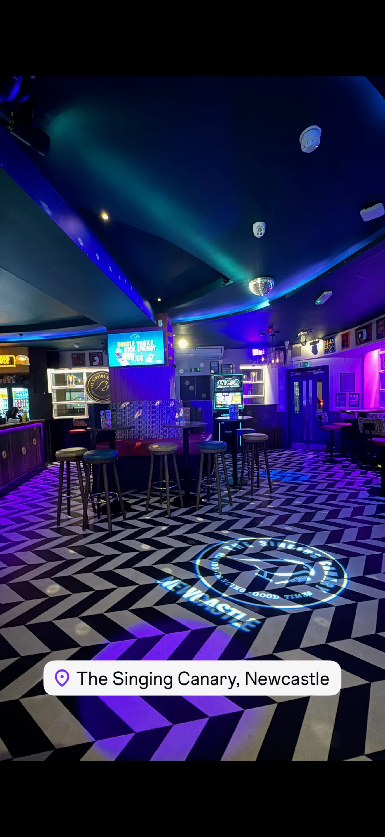 Live Karaoke and Dance Music