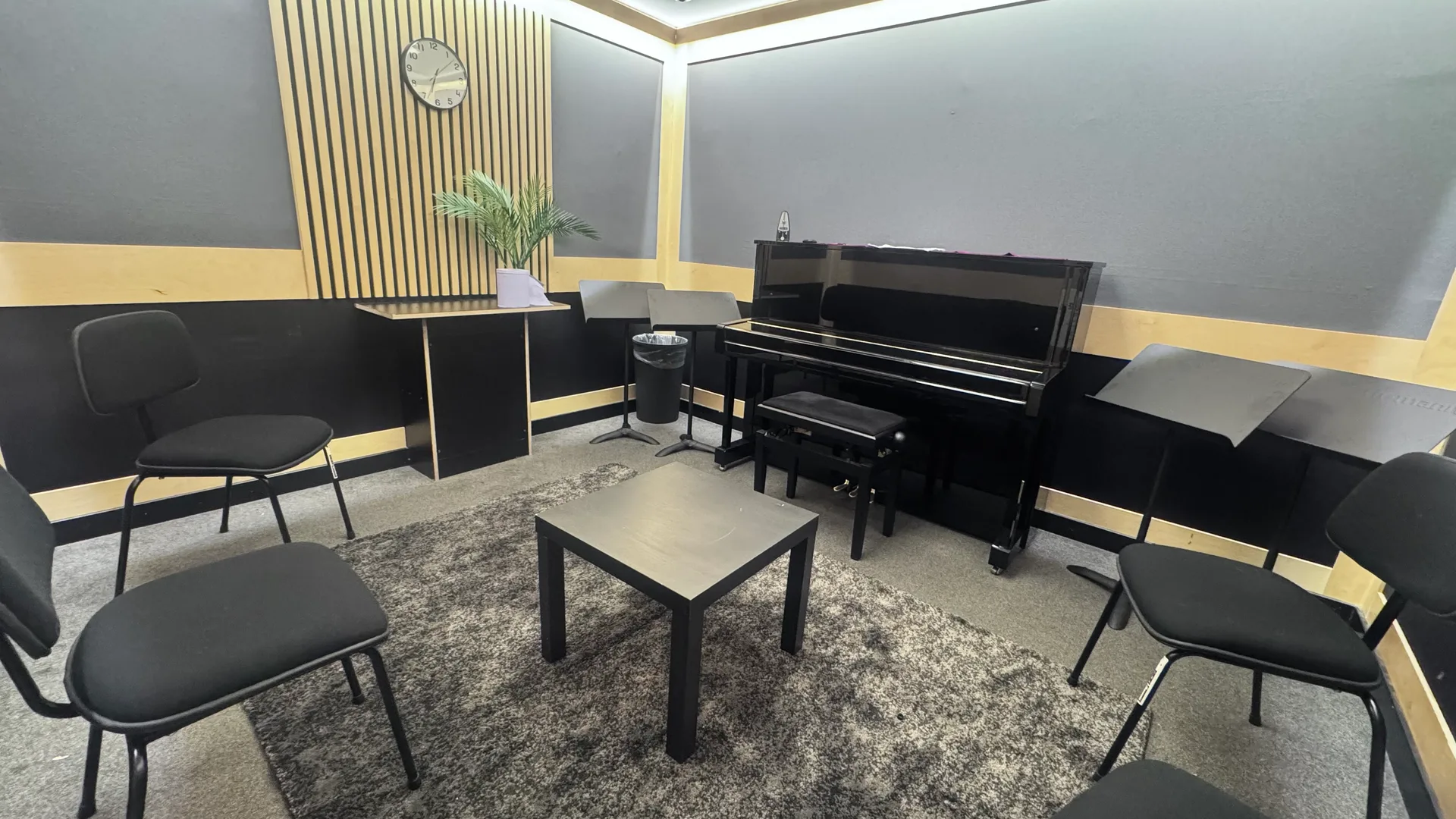 Music Workshop in Dalston at Pirate Studios