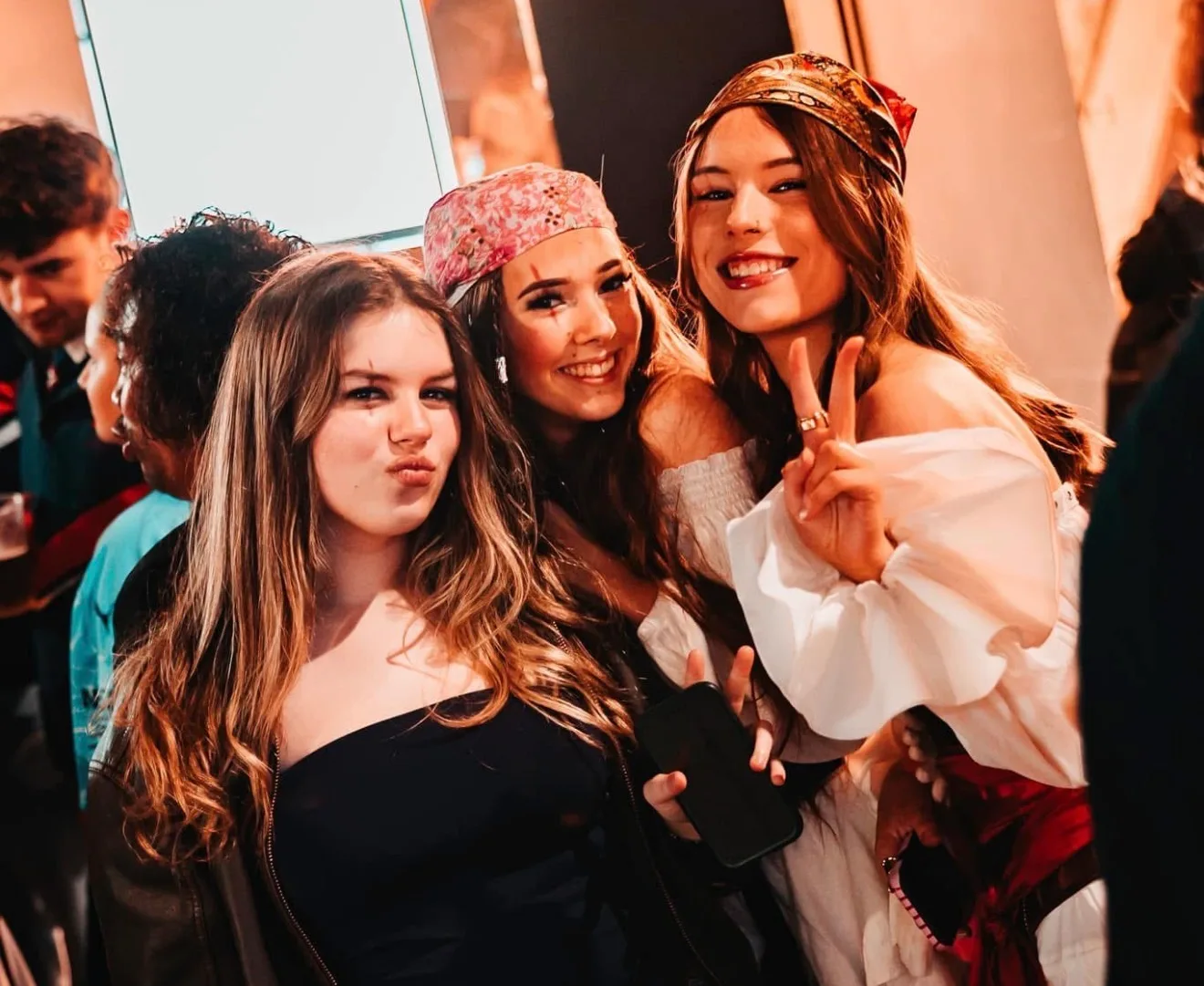 ✭ DMU Freshers Fancy Dress Bar Crawl! ✭ 28/9/26 ✭  8 Bars // 16 Drink Deals ✭
