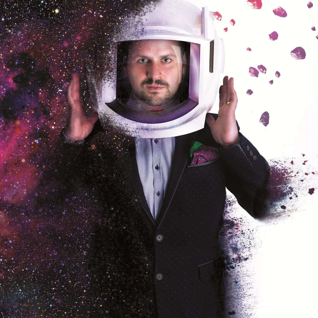 Kevin Quantum Anti-Gravity: Thrilling and Beautiful Magic at Norden Farm Centre For The Arts.