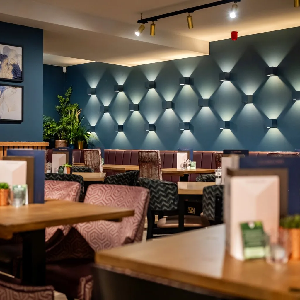 Speed Dating in Richmond by DateinaDash (Ages 30-55) at All Bar One