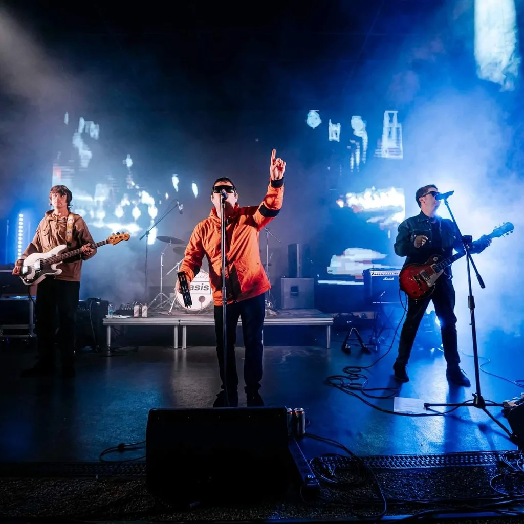 Definitely Oasis: Live In London