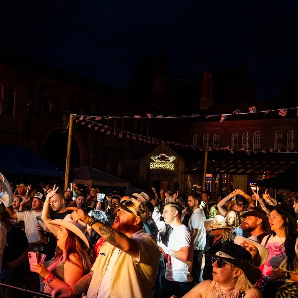 Rodeos Country Christmas Market with Luke Combs UK at Rodeos Bbq