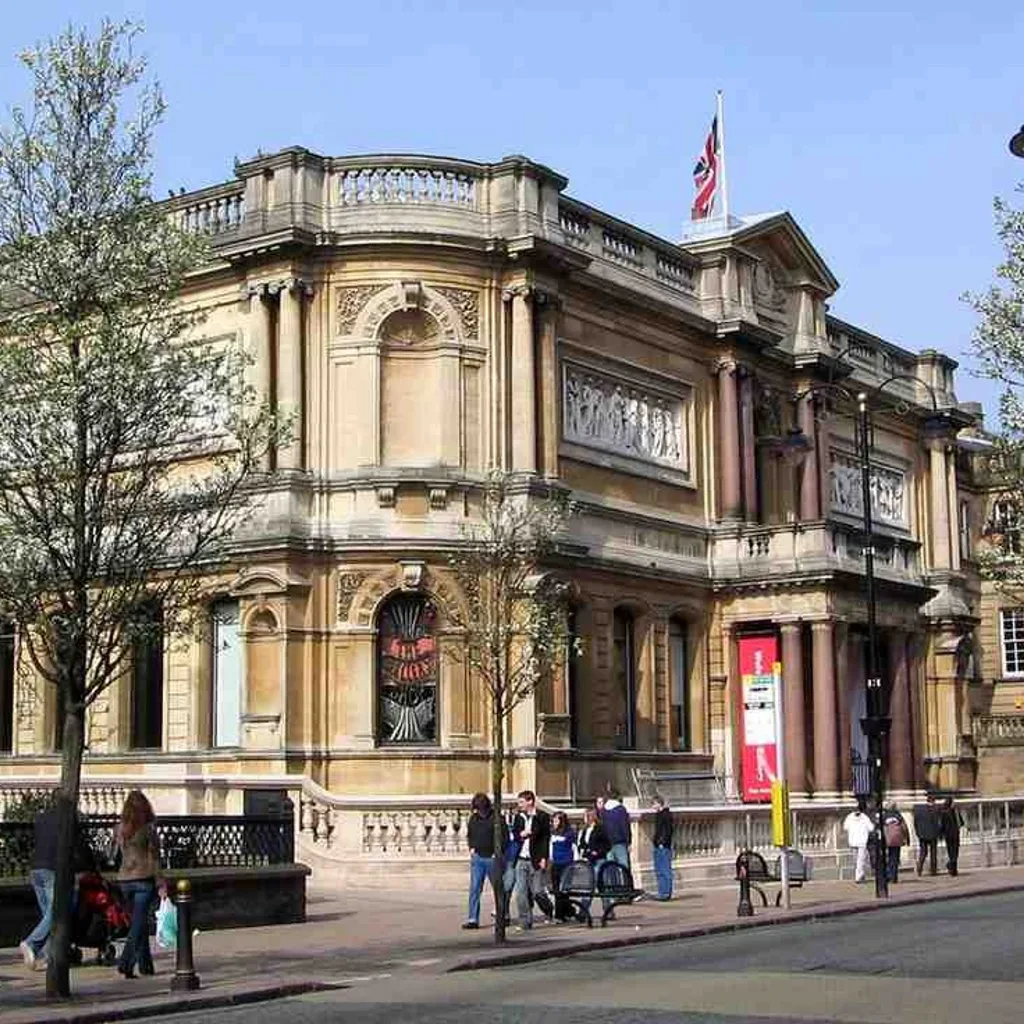 Wolverhampton Audio Tour: Sweat and Shine