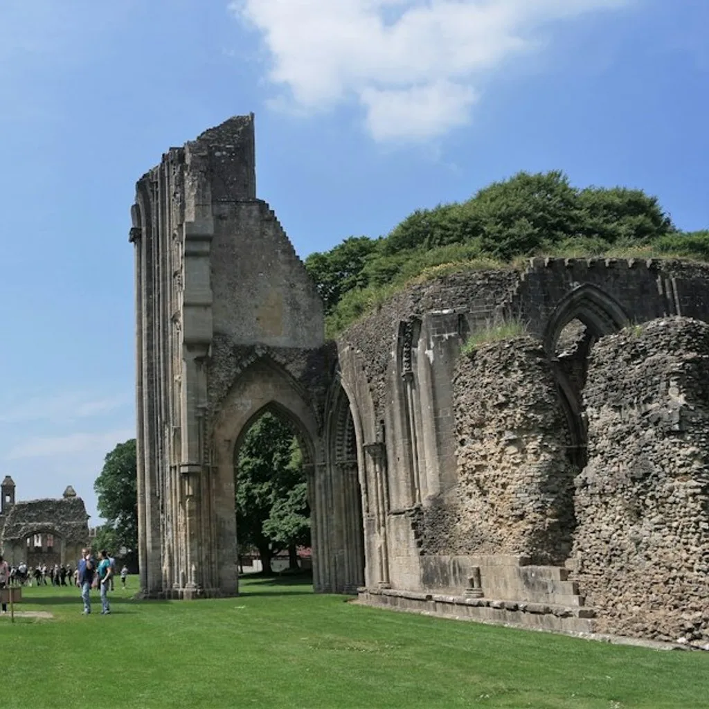 Glastonbury Audio Tour: A Sacred Tapestry Tour at Glastonbury Abbey