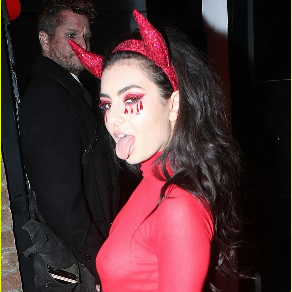 365 Party Ghouls: Halloween at YES